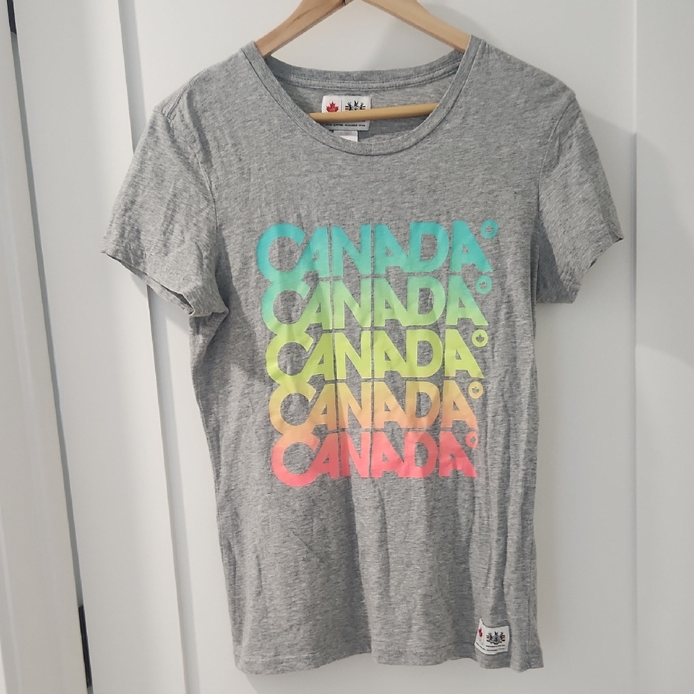 Hudson's Bay Gray Canada T-Shirt with Multicolor Print